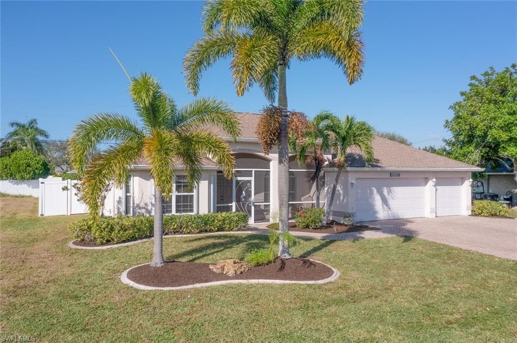 3006 Country Club BLVD CAPE CORAL, FL 33904