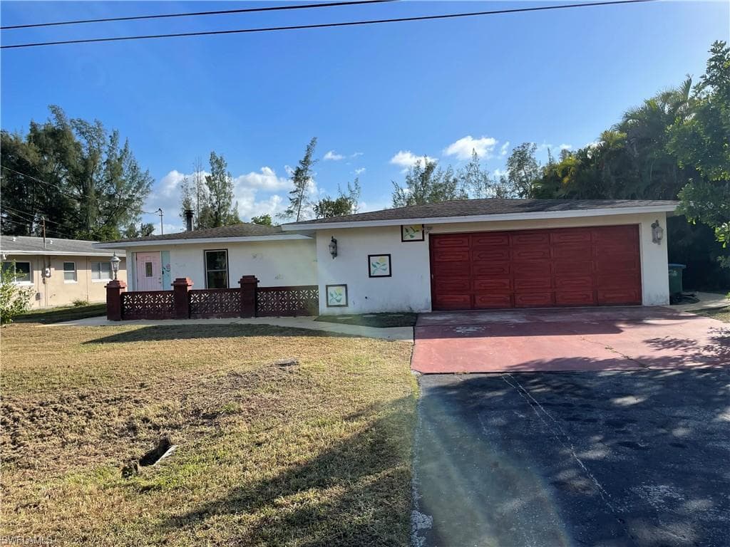 2076 SE Coral Point DR CAPE CORAL, FL 33990