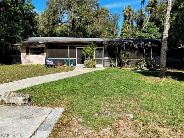 1896 Florrie CT NORTH FORT MYERS, FL 33917
