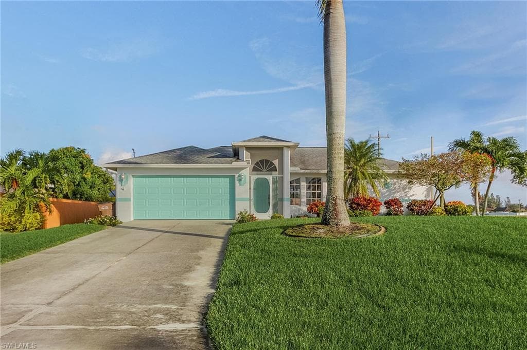 2101 SW 43rd TER CAPE CORAL, FL 33914