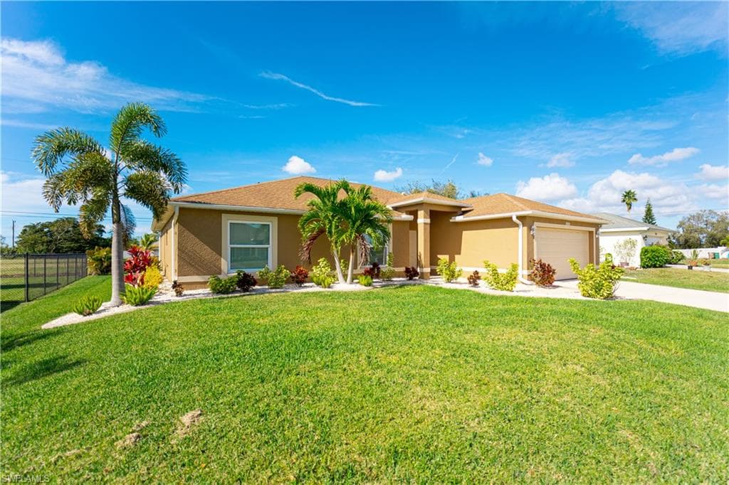 1162 NW 6th PL CAPE CORAL, FL 33993