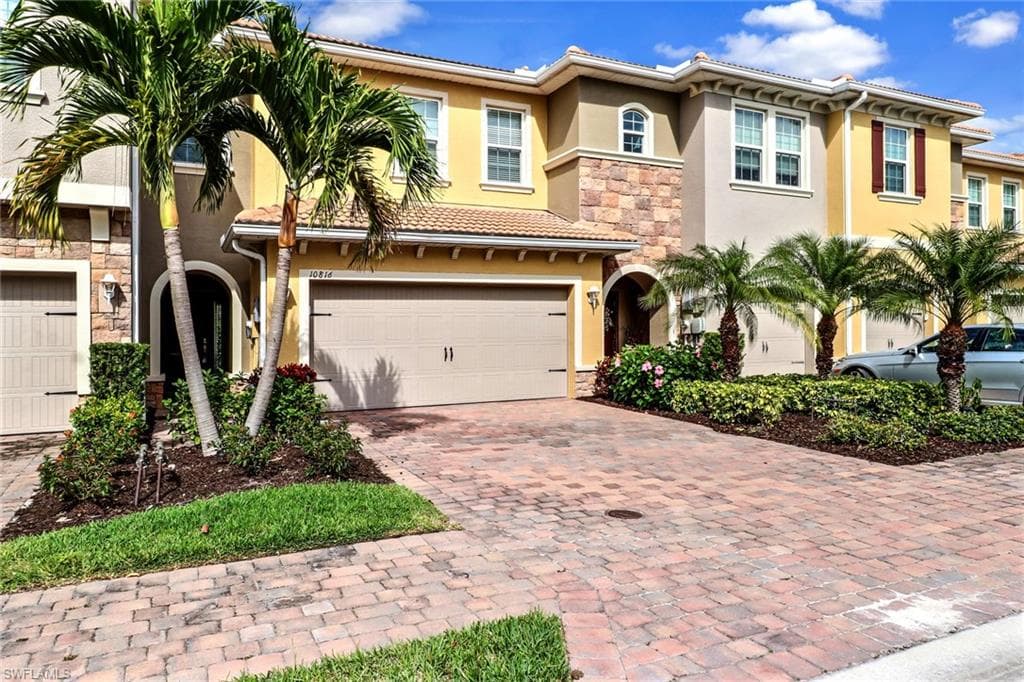 10816 Alvara WAY BONITA SPRINGS, FL 34135