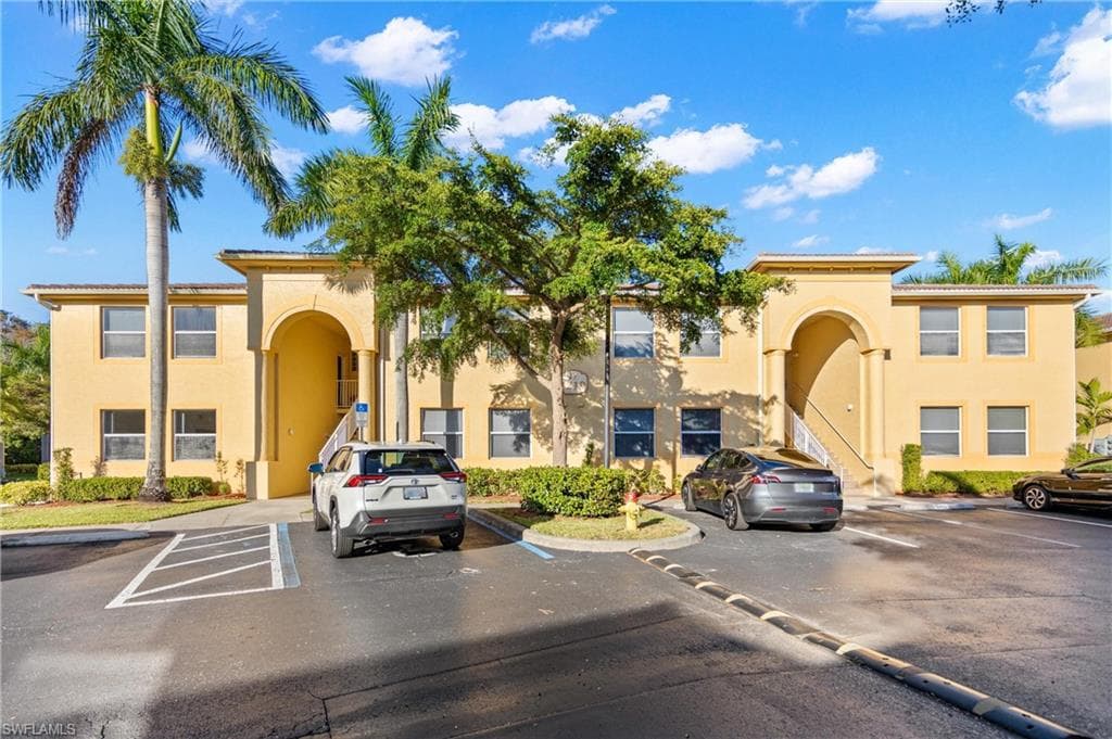 4219 Bellasol CIR 1711 FORT MYERS, FL 33916