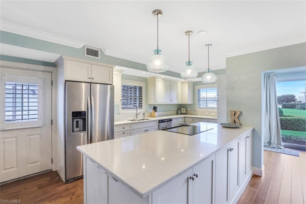 3400 Gulf Shore BLVD N B2 NAPLES, FL 34103