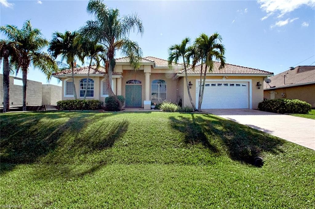 2544 SW 37th TER CAPE CORAL, FL 33914