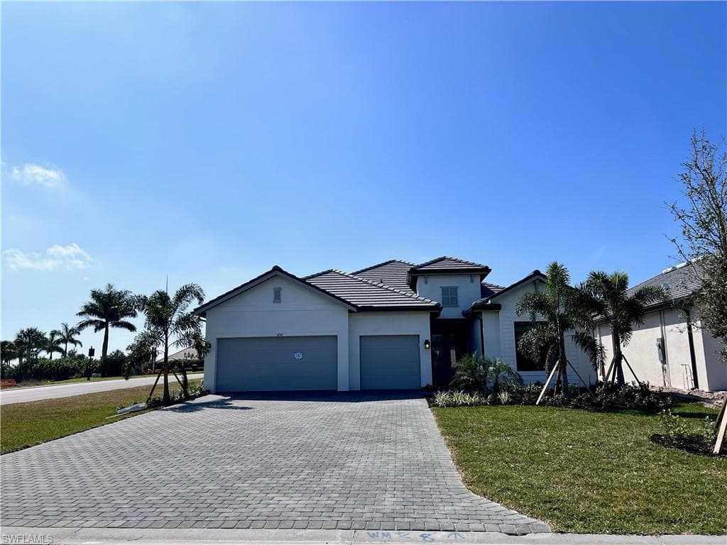 3150 Heather Glen CT NAPLES, FL 34114