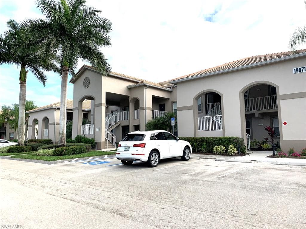 19971 Barletta LN 1725 ESTERO, FL 33928