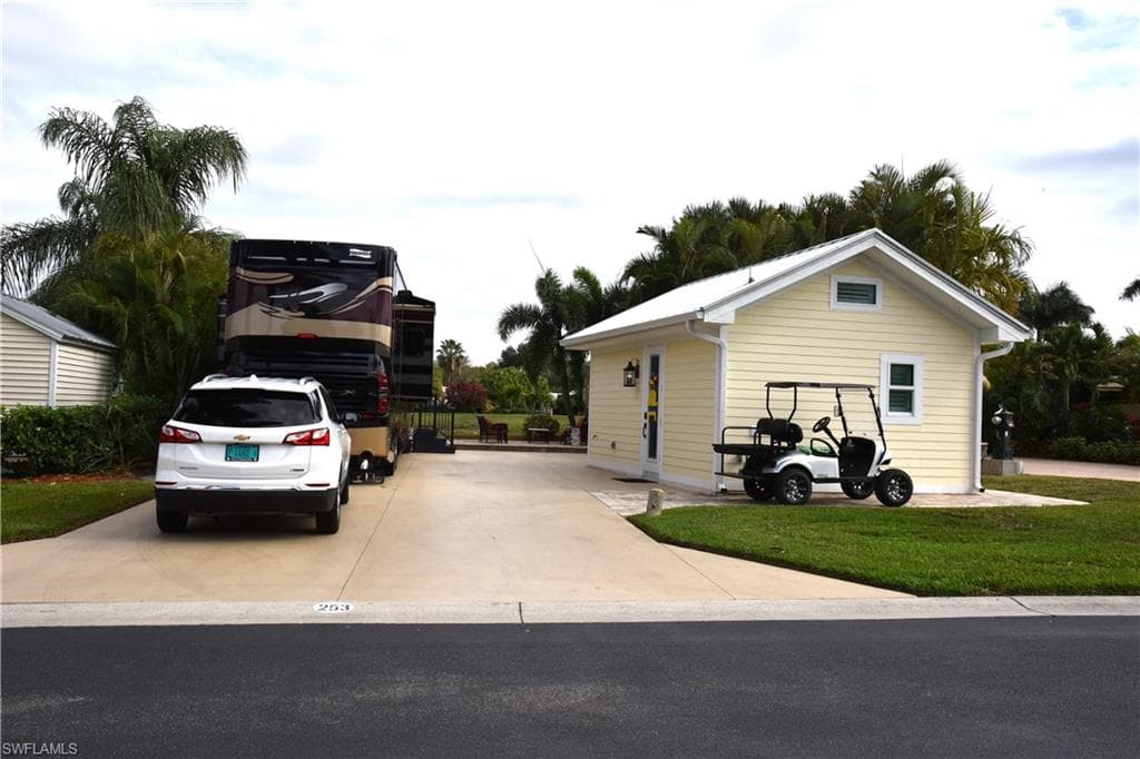 Lot 253 3014 E Riverbend Resort BLVD LABELLE, FL 33935