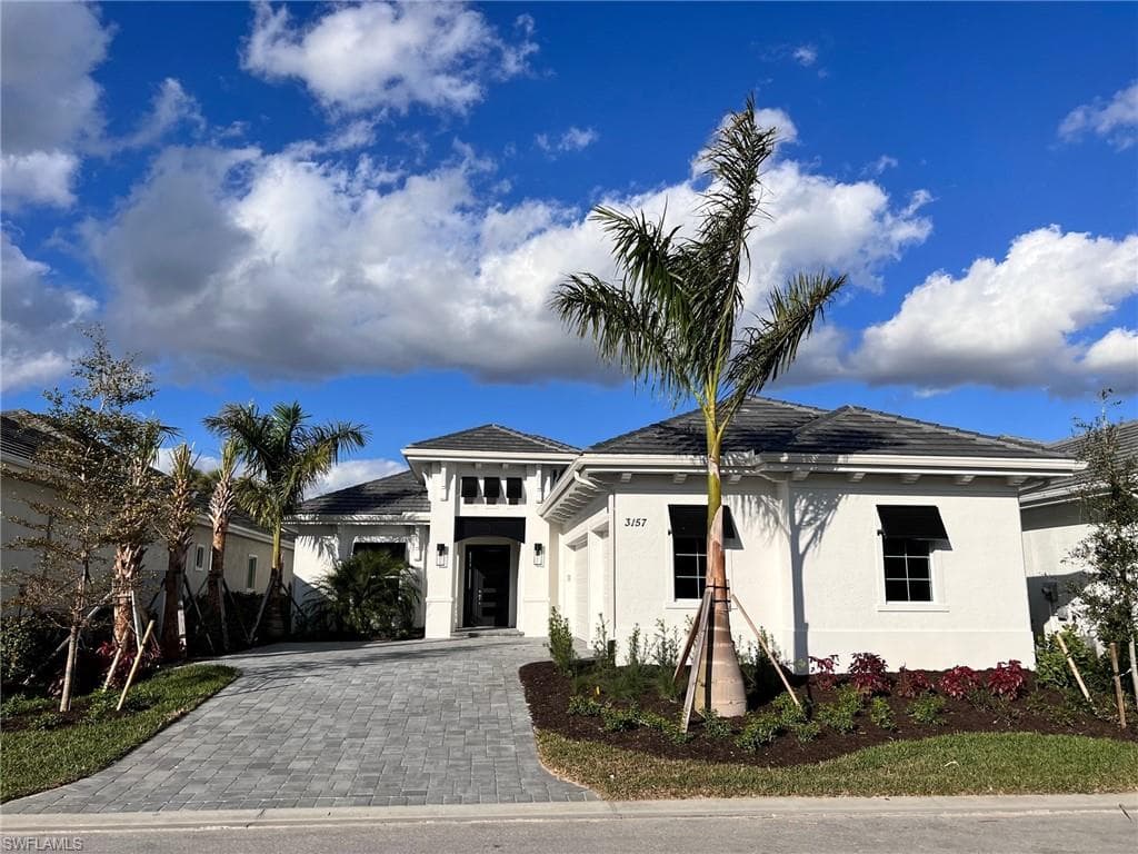 3157 Capistrano LN NAPLES, FL 34114