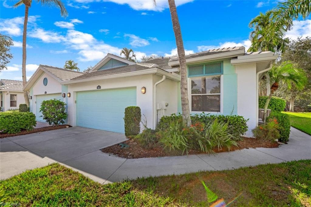 693 Mainsail PL NAPLES, FL 34110