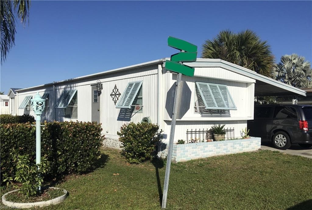 11001 Ballweg LN FORT MYERS, FL 33908