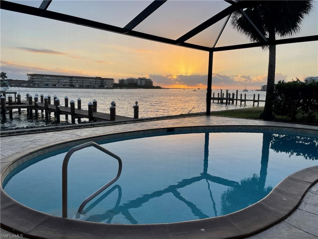 14 Pelican ST E NAPLES, FL 34113