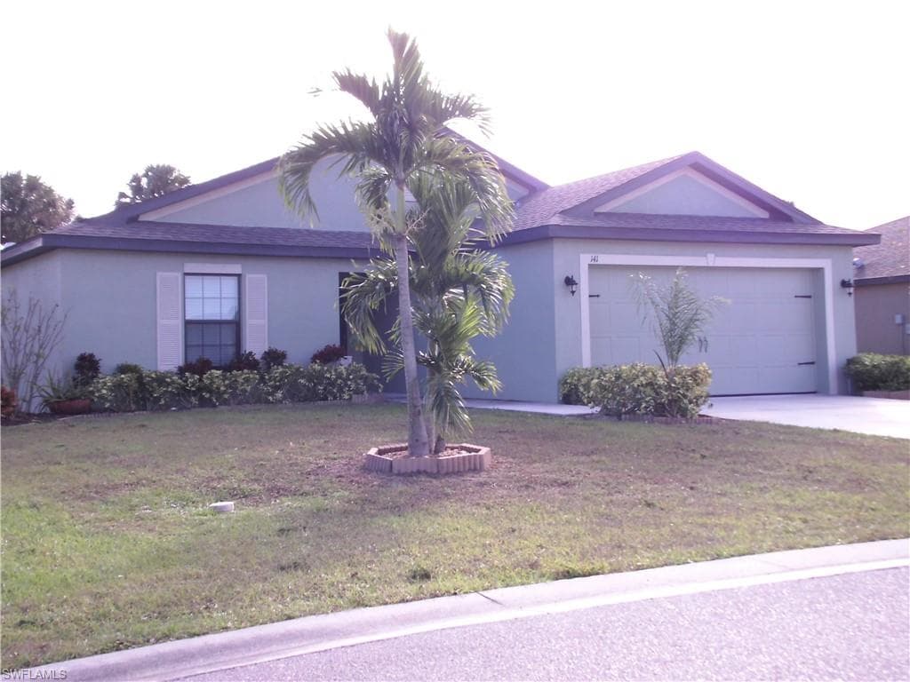 141 Shadow Lakes DR LEHIGH ACRES, FL 33974