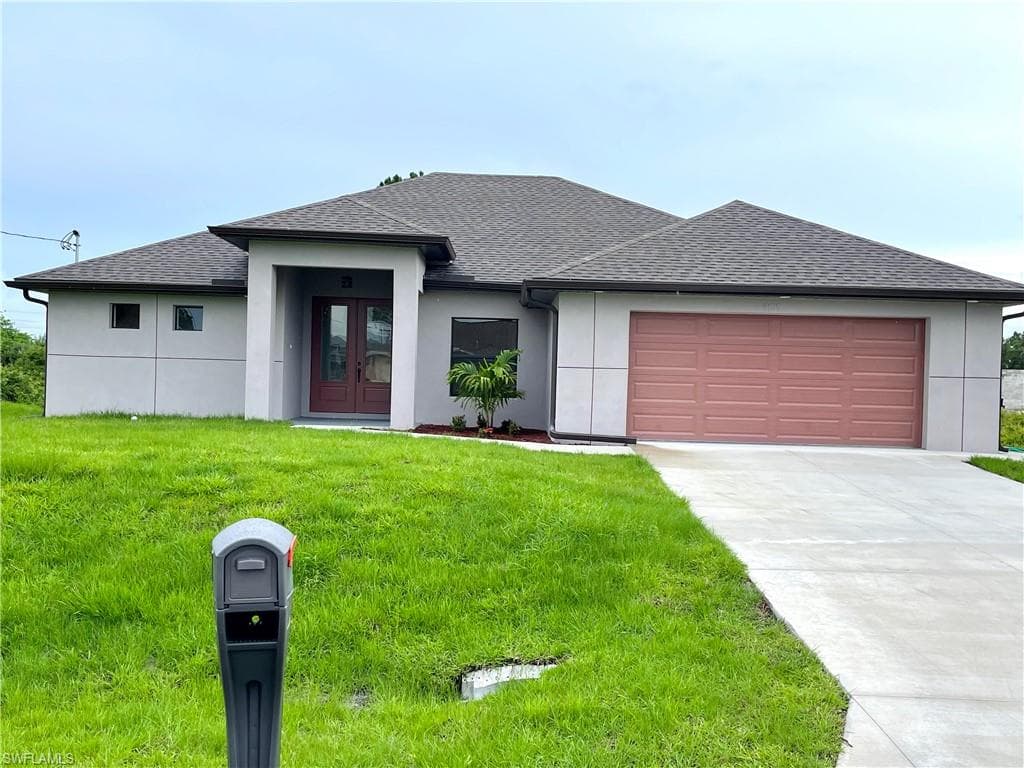 3107 38th ST SW LEHIGH ACRES, FL 33976