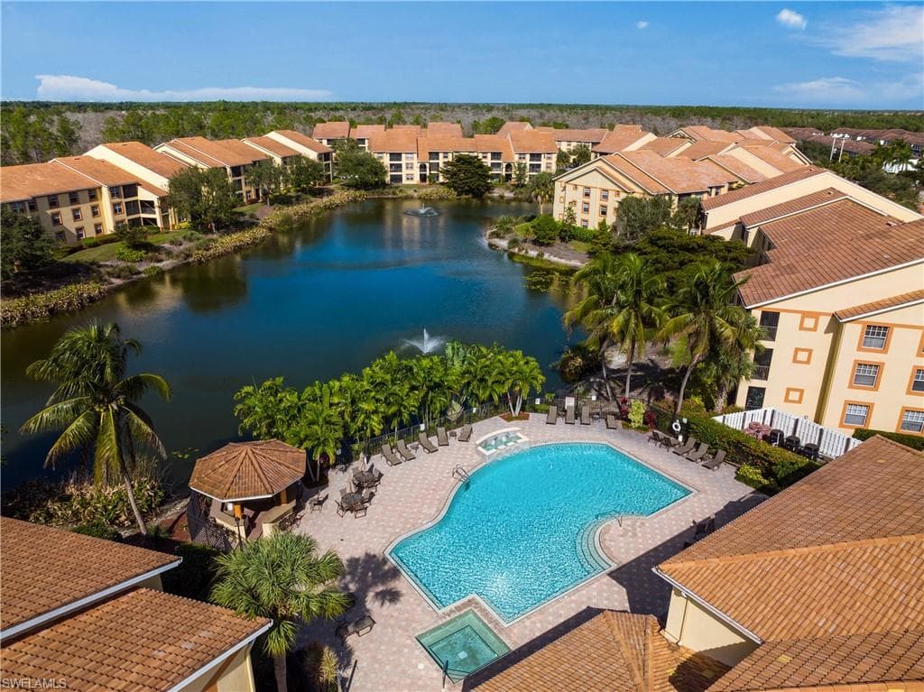 7975 Preserve CIR 1037 NAPLES, FL 34119
