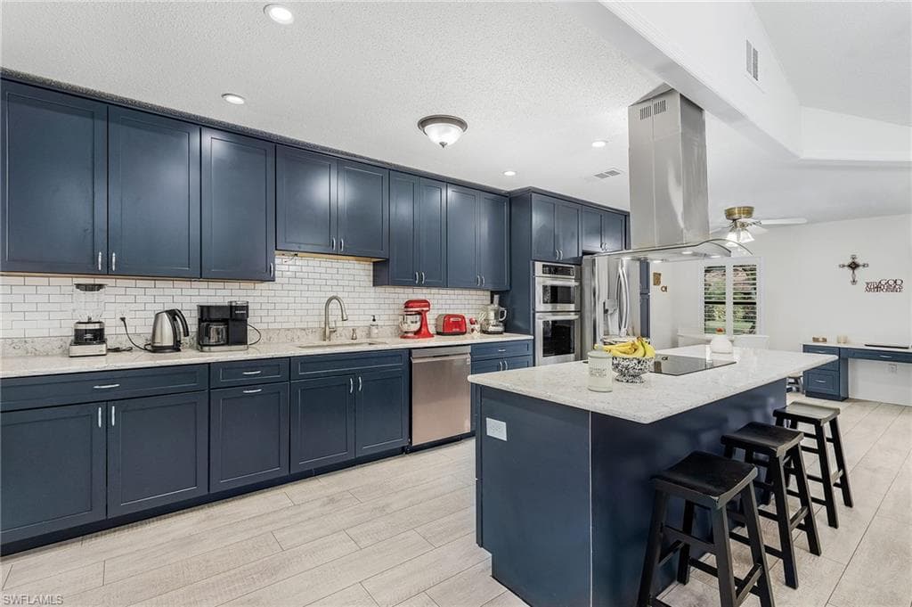 13207 Tall Pine CIR FORT MYERS, FL 33907