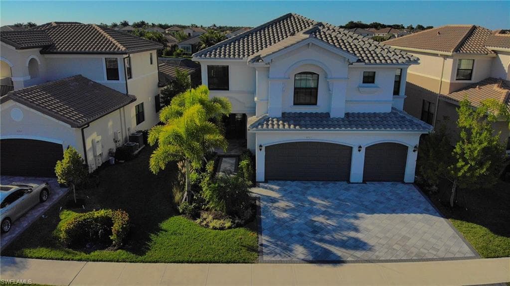 4725 Kensington CIR NAPLES, FL 34119