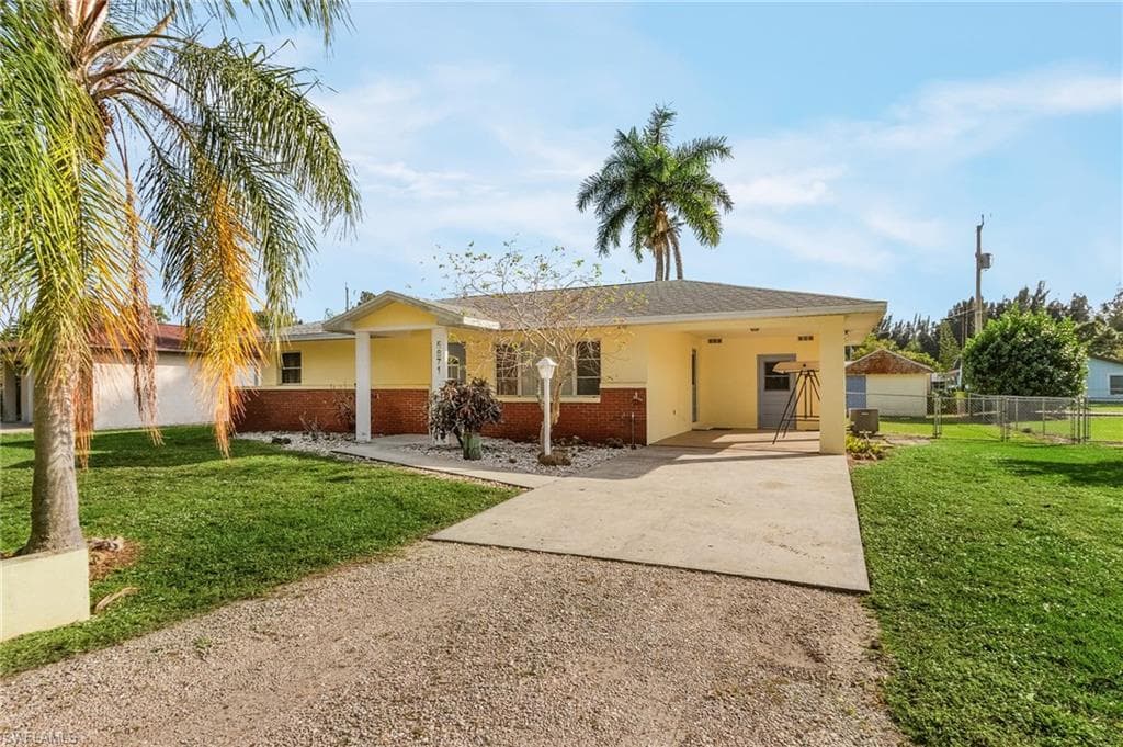 5871 Porpoise RD BOKEELIA, FL 33922