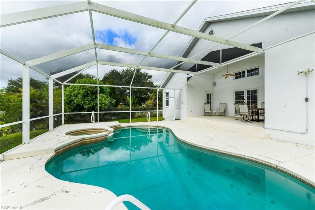 3515 4th ST W LEHIGH ACRES, FL 33971