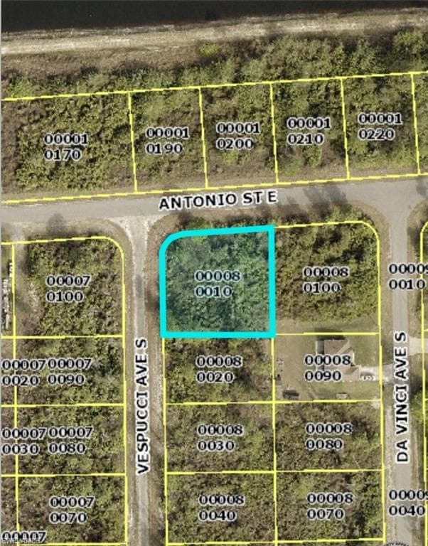 705 Vespucci AVE S LEHIGH ACRES, FL 33974