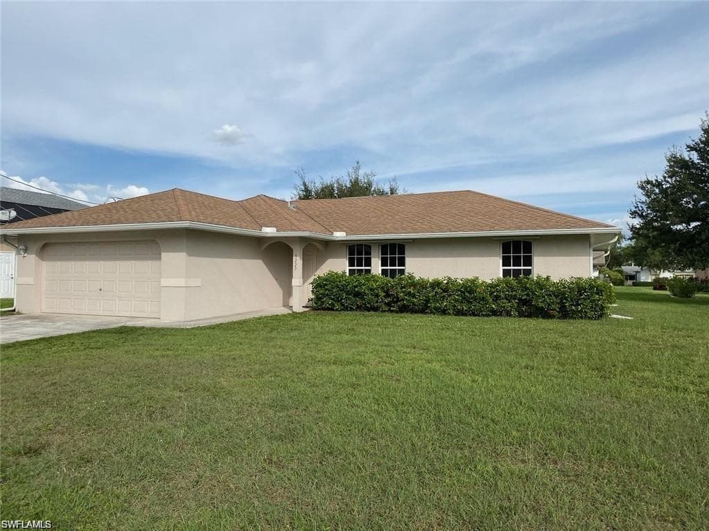 3227 Santa Barbara BLVD CAPE CORAL, FL 33914