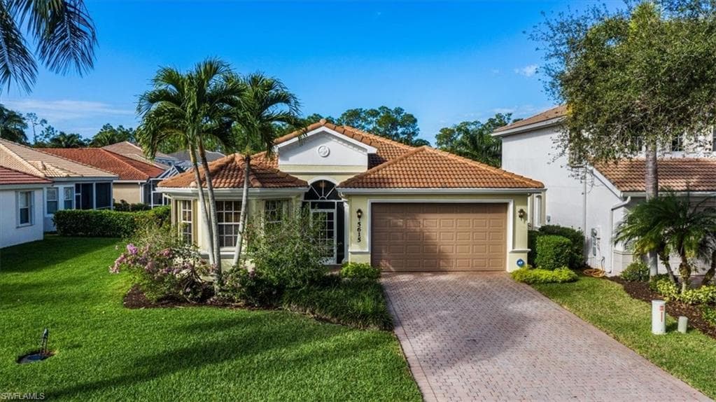 5615 Lago Villaggio WAY NAPLES, FL 34104