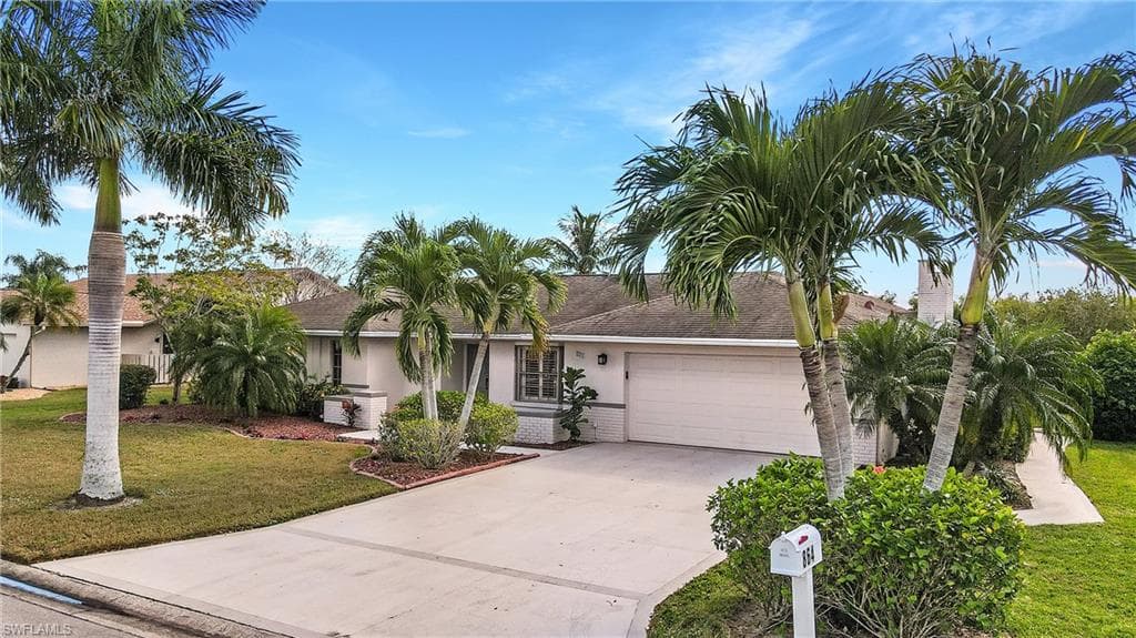864 S Town And River DR FORT MYERS, FL 33919