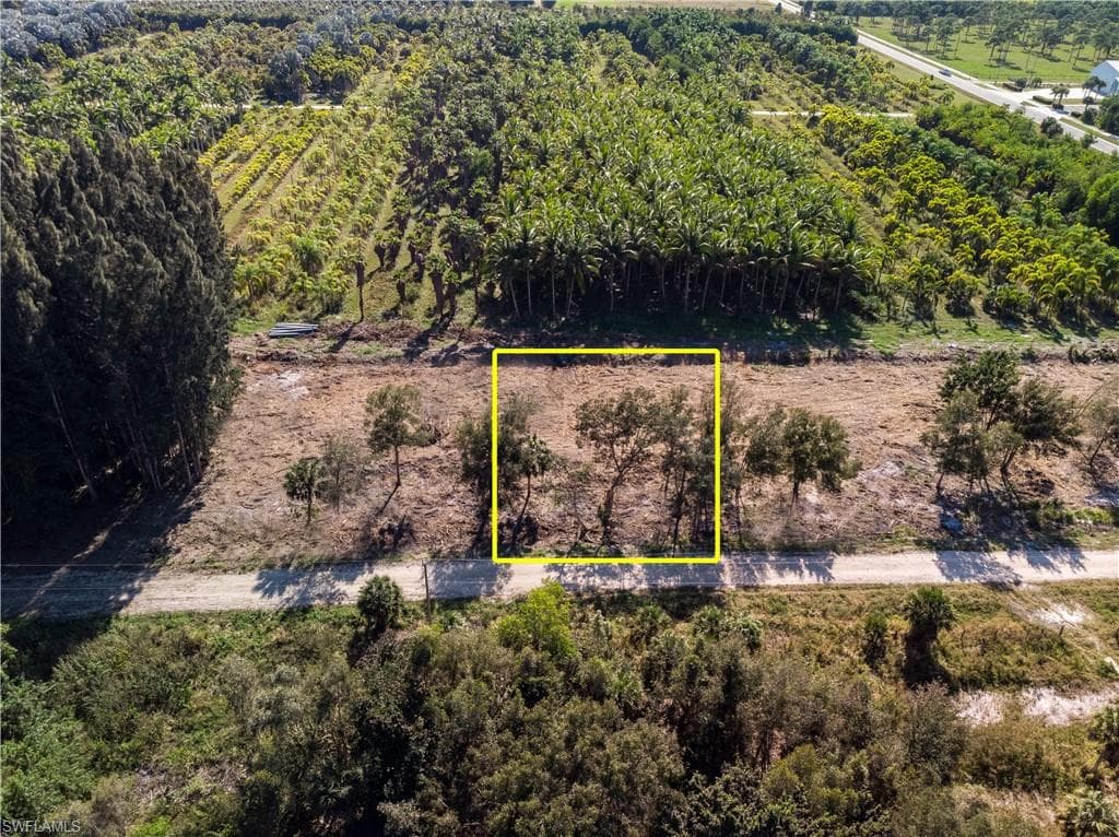 7448 Max DR BOKEELIA, FL 33922
