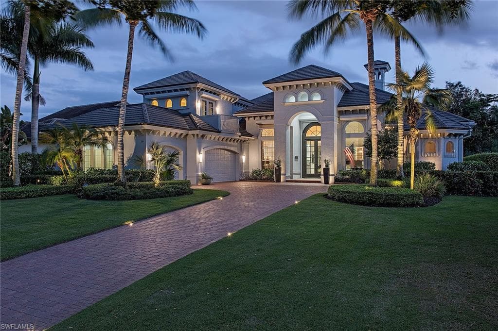 538 Riviera DR NAPLES, FL 34103