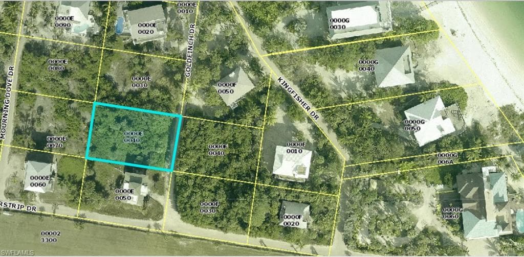 200 Goldfinch DR Upper Captiva, FL 33924