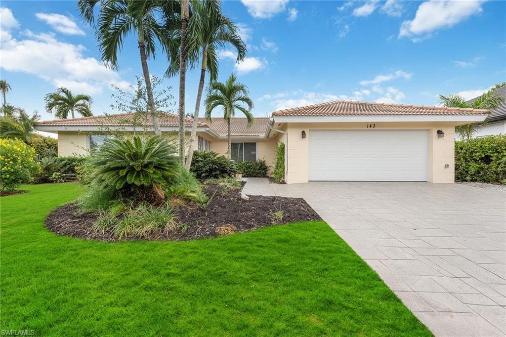 143 Burning Tree DR NAPLES, FL 34105
