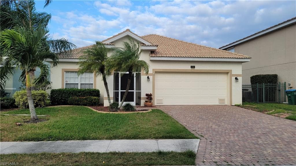 2133 Cape Heather CIR CAPE CORAL, FL 33991