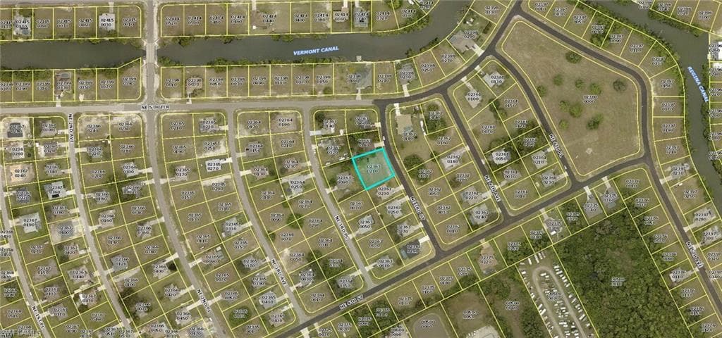486 NE 3rd CT CAPE CORAL, FL 33909