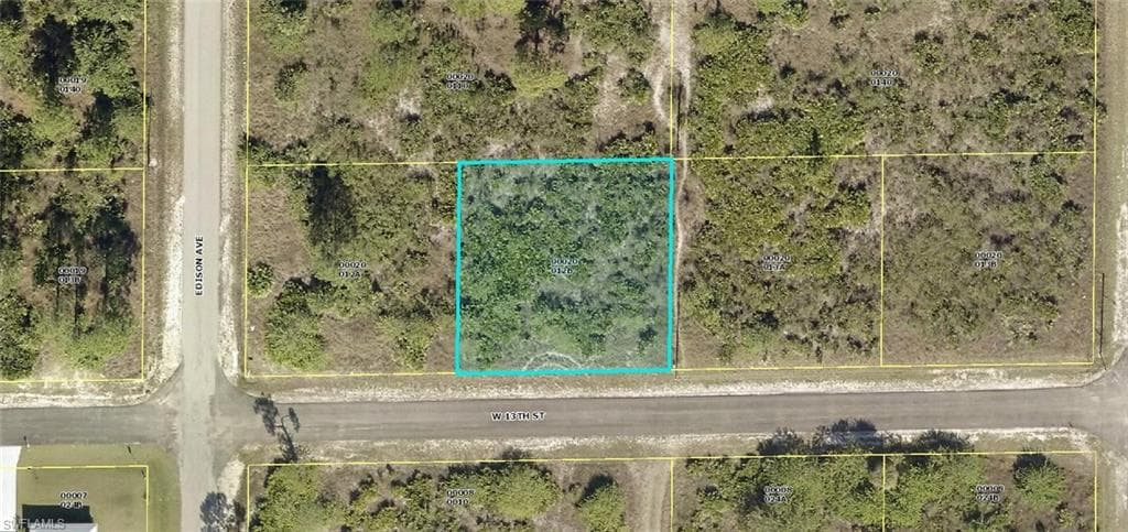 304 W 13th ST LEHIGH ACRES, FL 33972