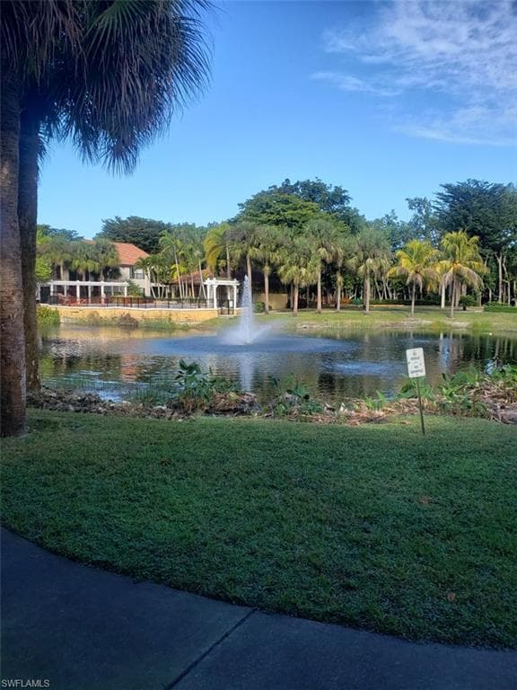2130 Arbour Walk CIR 2718 NAPLES, FL 34109
