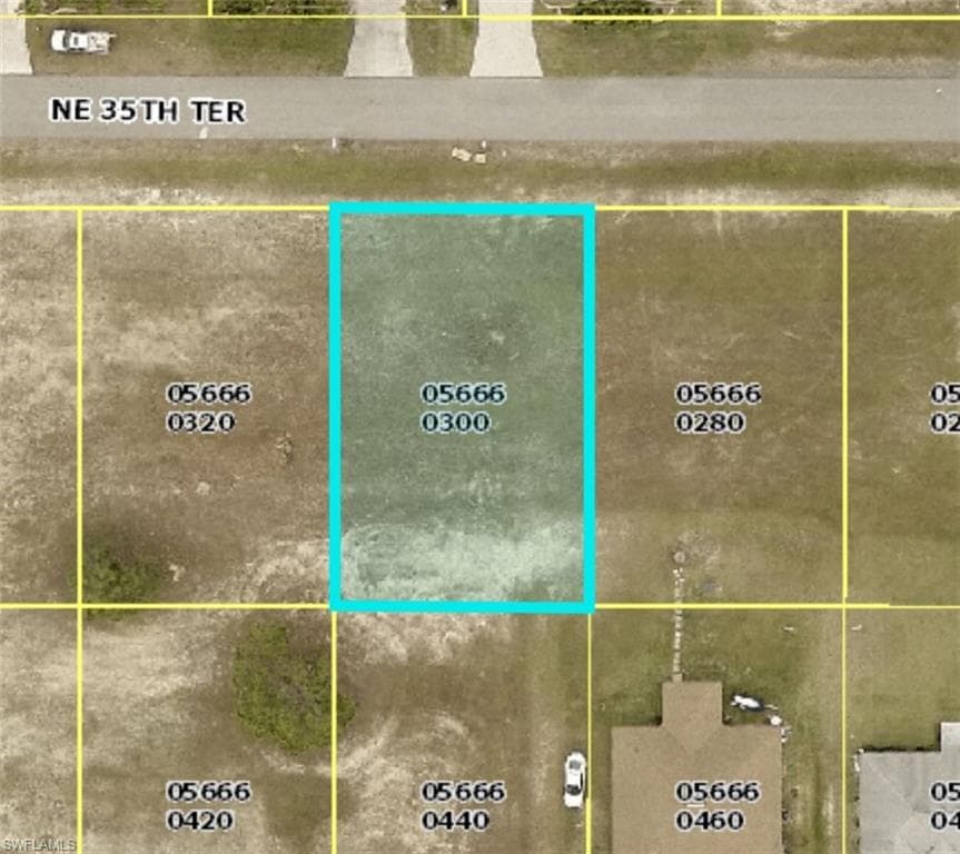 2134 NE 35th TER CAPE CORAL, FL 33909