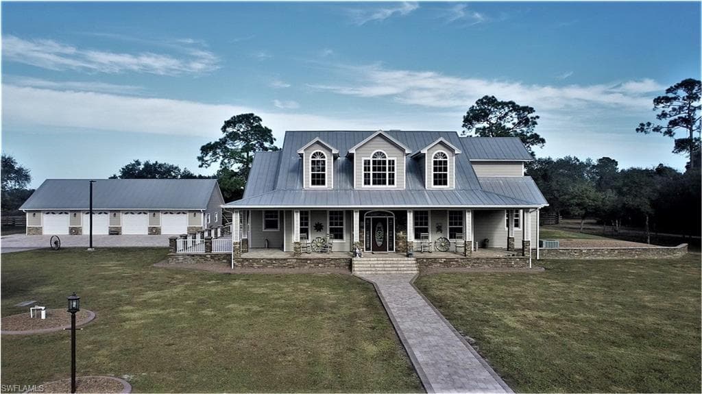 2441 Moore AVE ALVA, FL 33920