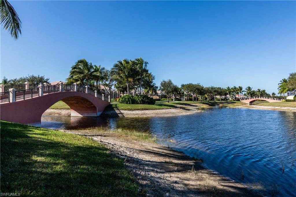 8181 Xenia LN NAPLES, FL 34114
