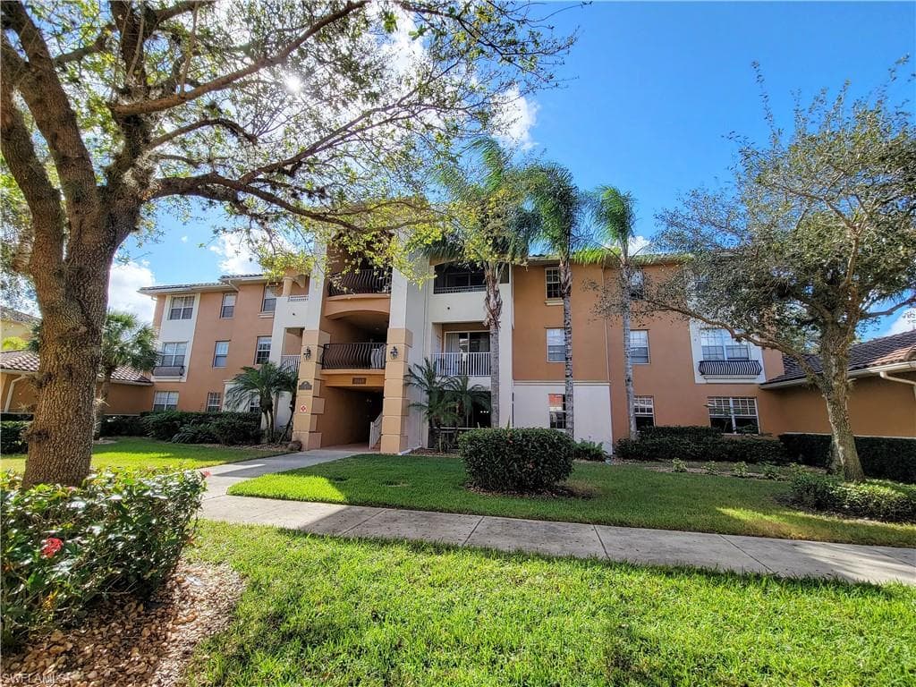 3948 Pomodoro CIR 102 CAPE CORAL, FL 33909