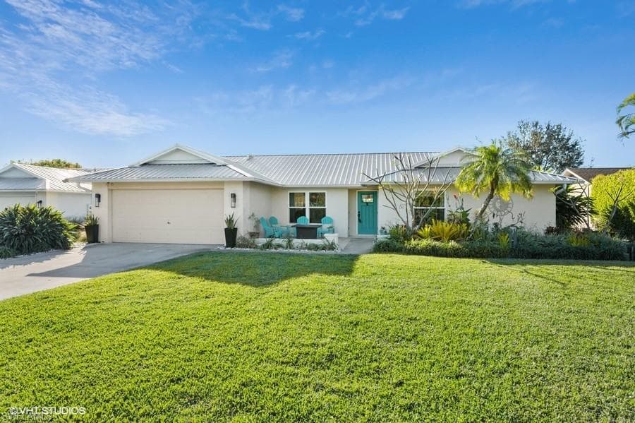 1519 Nottingham DR NAPLES, FL 34109