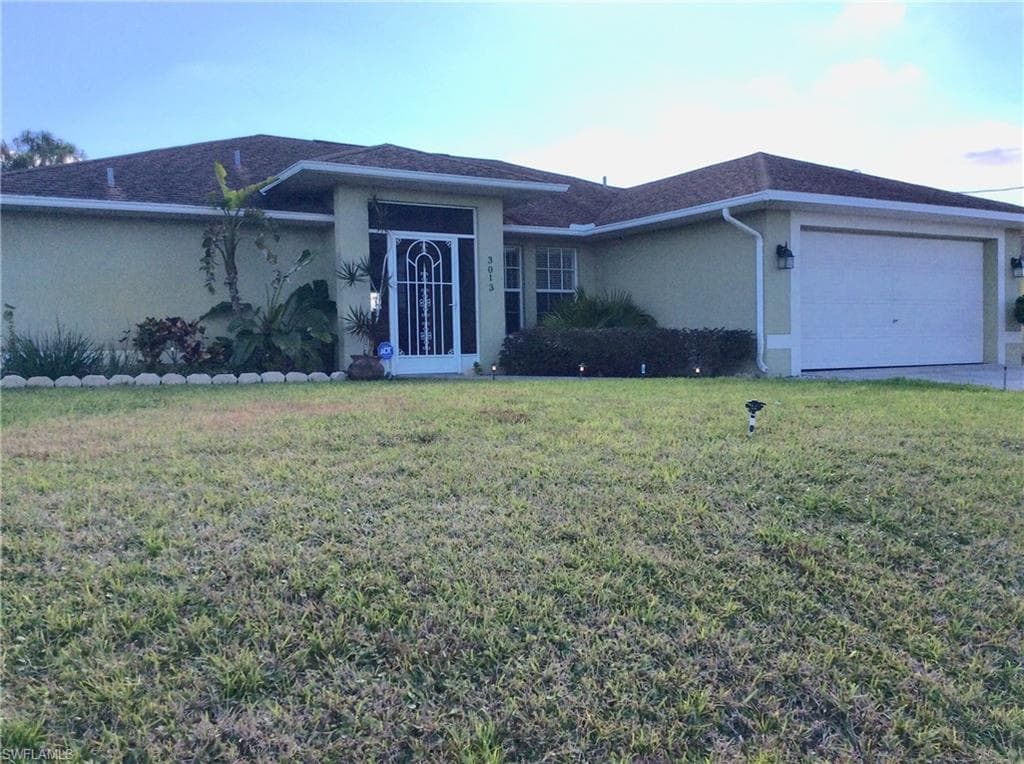 3013 25th ST SW LEHIGH ACRES, FL 33976