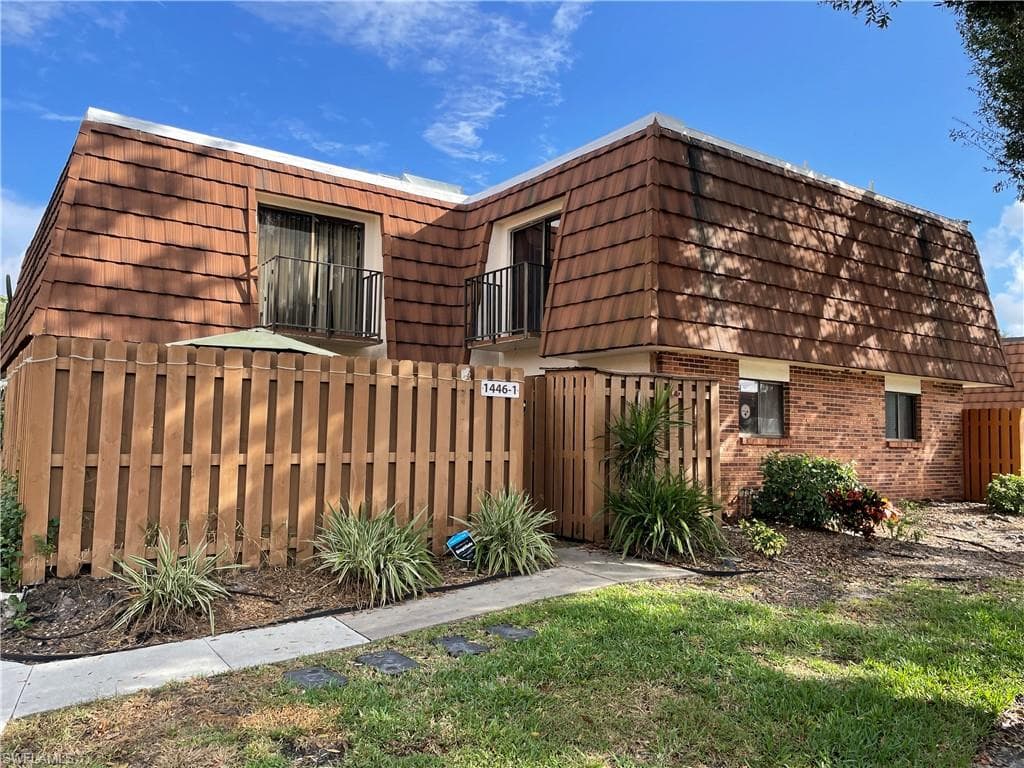 1446 Park Shore CIR 1 FORT MYERS, FL 33901