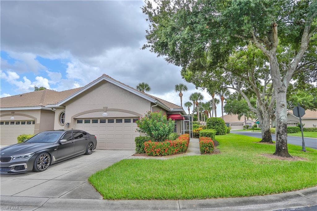 8564 Fairway Bend DR ESTERO, FL 33967