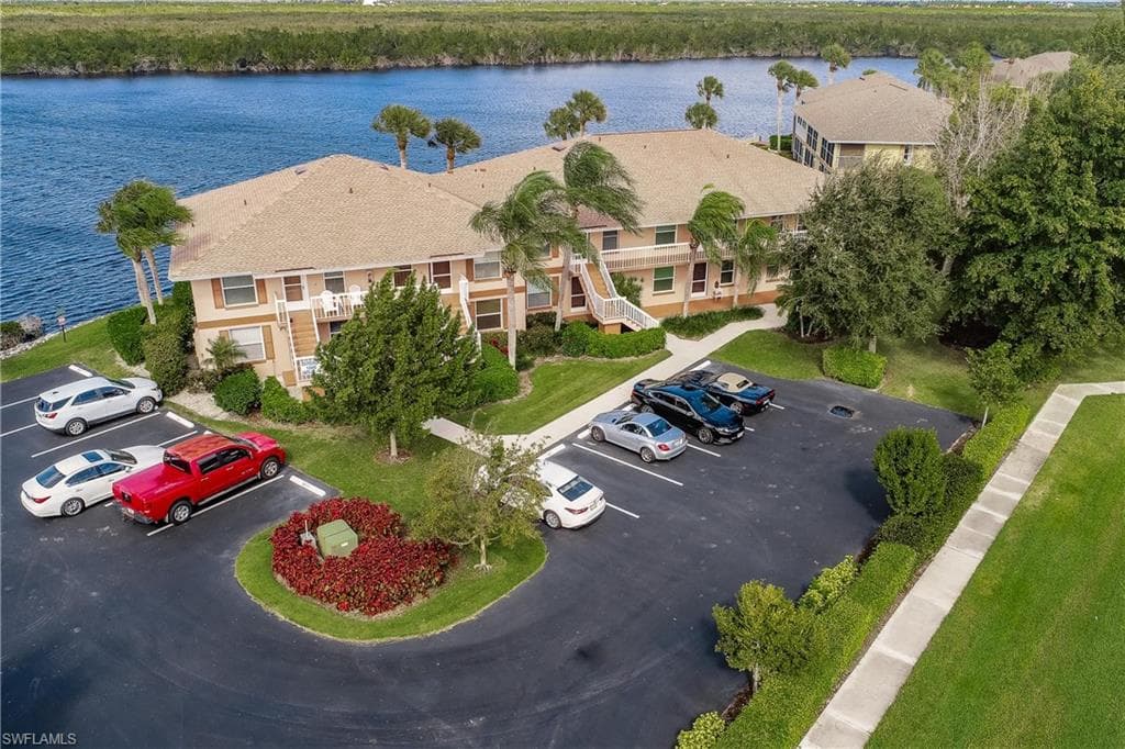 1045 Mainsail DR 401 NAPLES, FL 34114