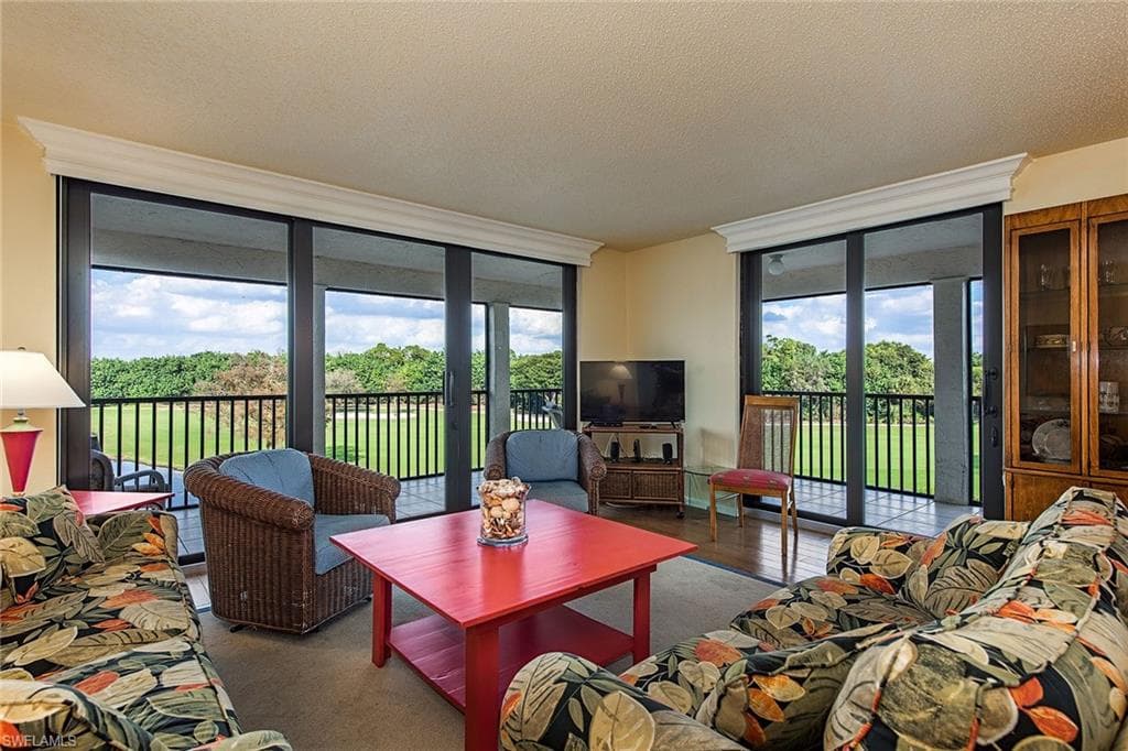 6020 Pelican Bay BLVD E-304 NAPLES, FL 34108