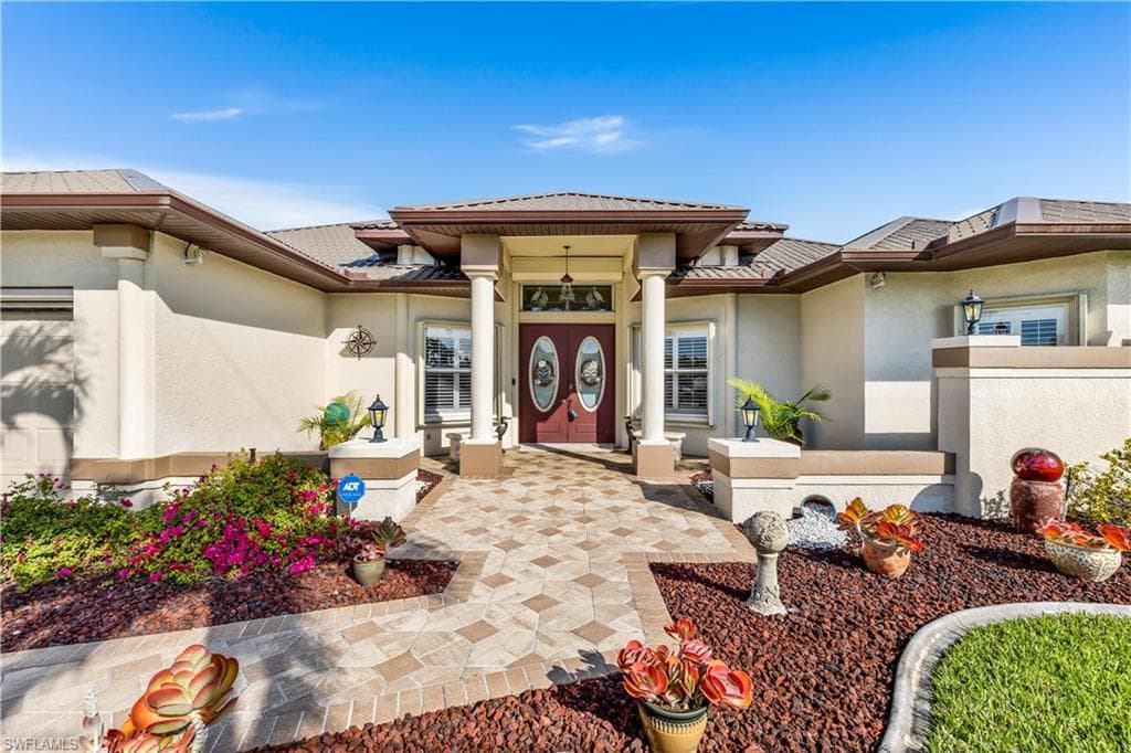 1711 39th TER CAPE CORAL, FL 33904