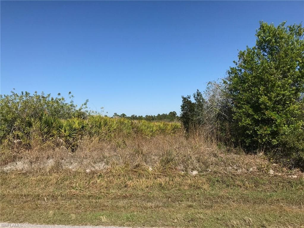 4135 60th AVE NE NAPLES, FL 34120