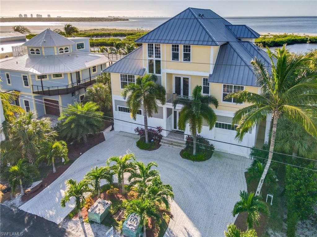 8102 Estero BLVD FORT MYERS BEACH, FL 33931