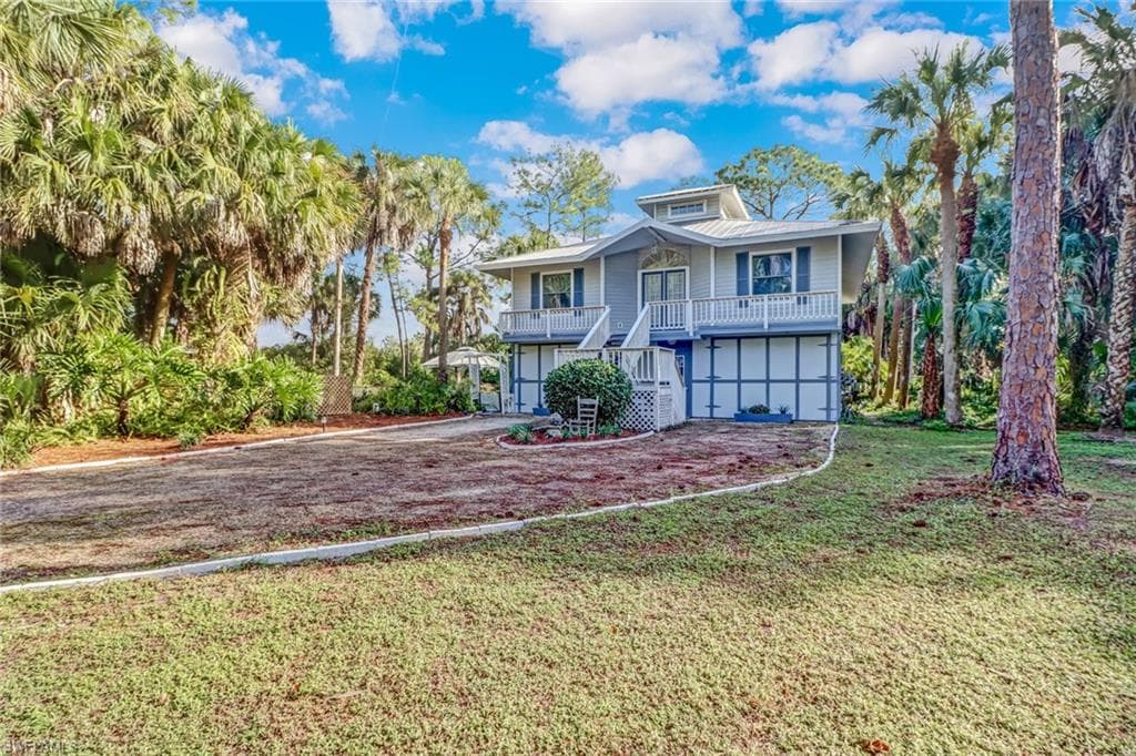 1090 29th ST SW NAPLES, FL 34117