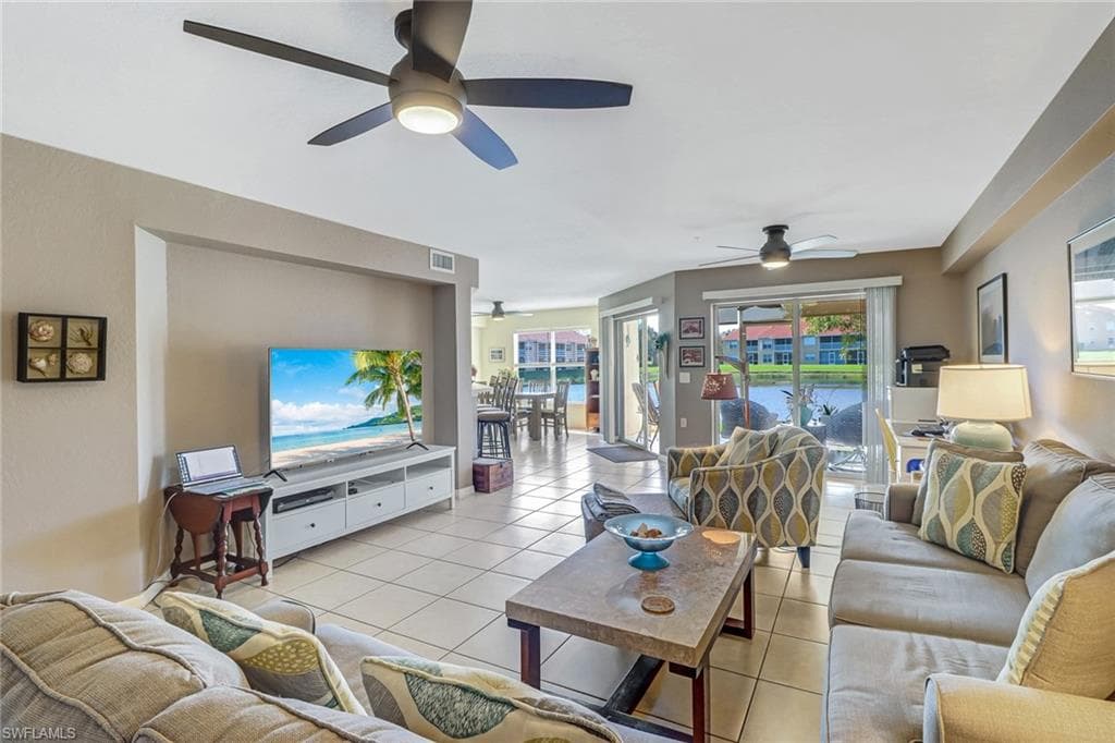 26740 Rosewood Pointe LN 102 BONITA SPRINGS, FL 34135